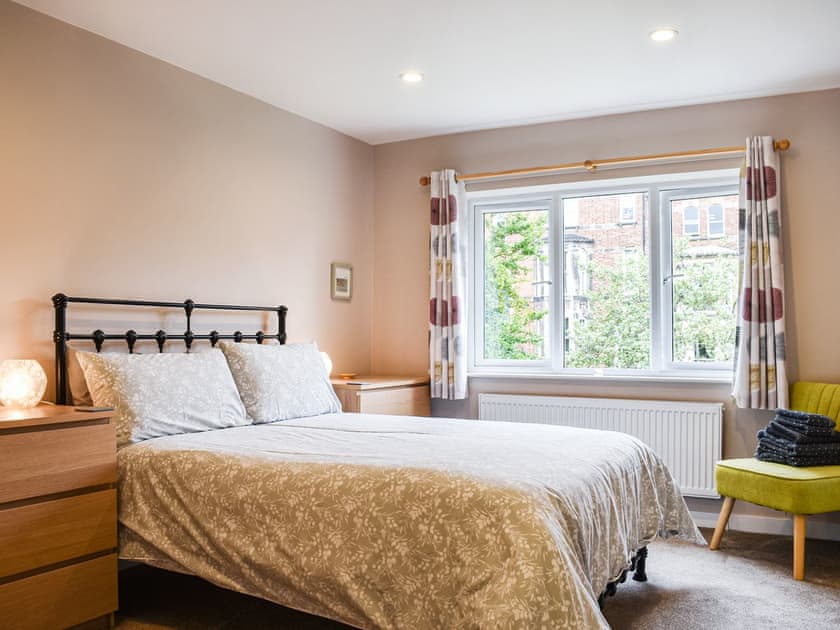 Double bedroom | Downdinner Hill, Whitby