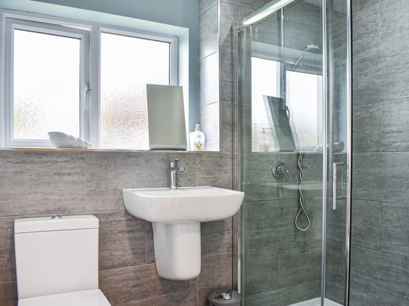 Shower room | Downdinner Hill, Whitby