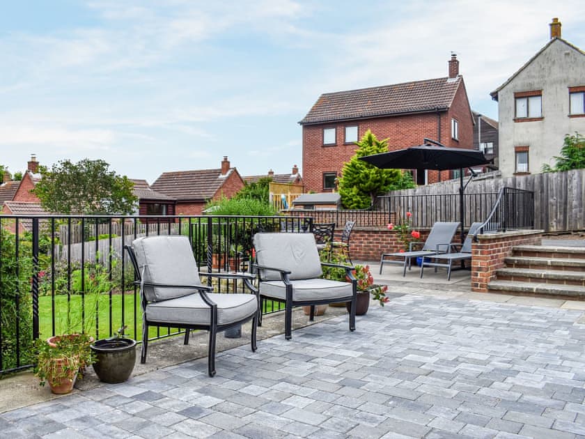 Sitting-out-area | Downdinner Hill, Whitby