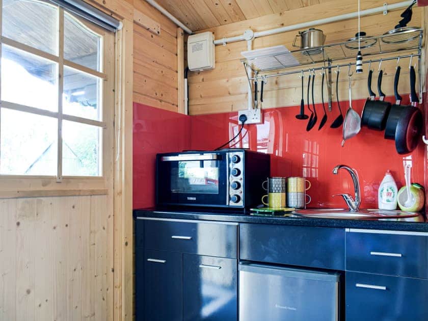 Open plan living space | Alpaca Hideaway - Hightimbers Holiday Lets, Newtown