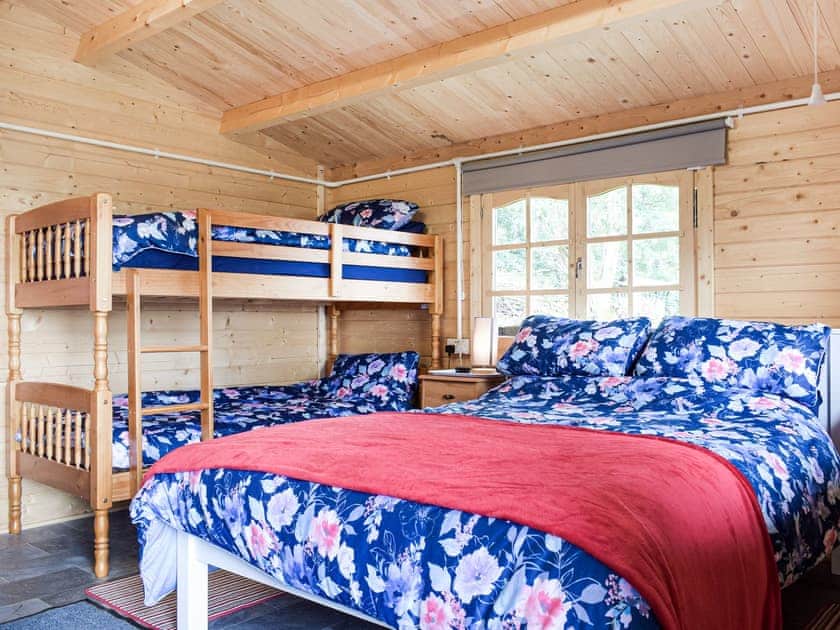 Open plan living space | Alpaca Hideaway - Hightimbers Holiday Lets, Newtown