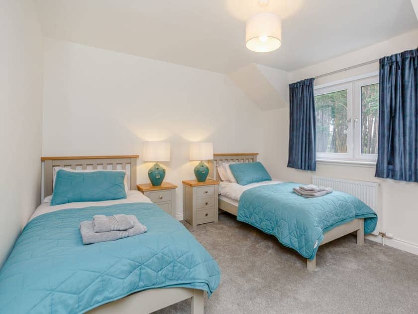 Twin bedroom | Strathclaggan, Craigellachie
