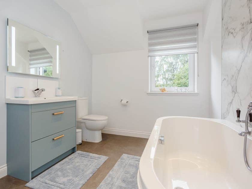 Bathroom | Strathclaggan, Craigellachie