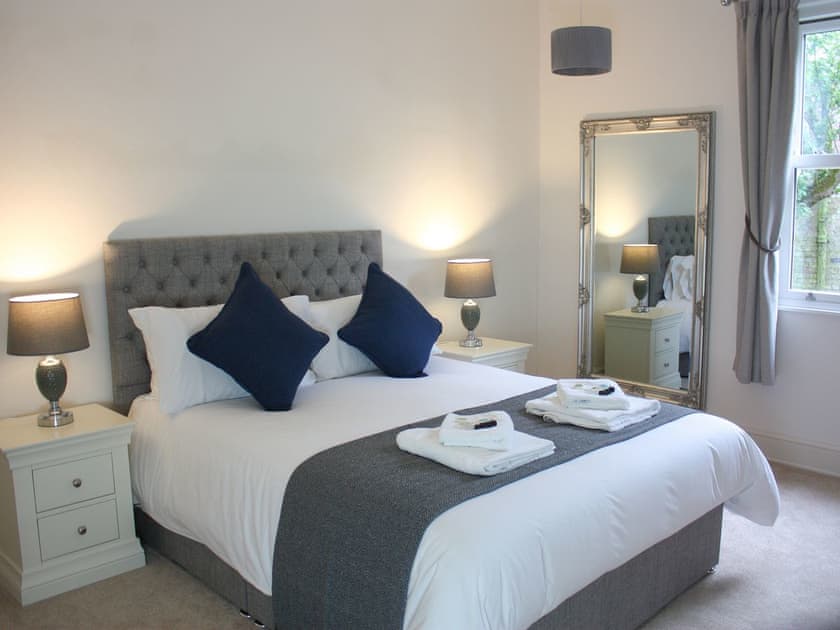 Double bedroom | Head Brewers House, Wainfleet