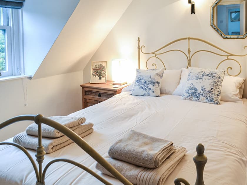 Double bedroom | Oakwood Cottage, Glencoe