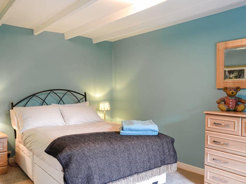 Double bedroom | Oakwood Cottage, Glencoe