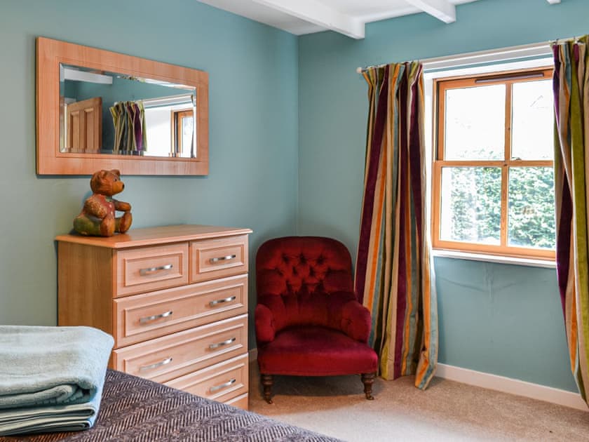 Double bedroom | Oakwood Cottage, Glencoe