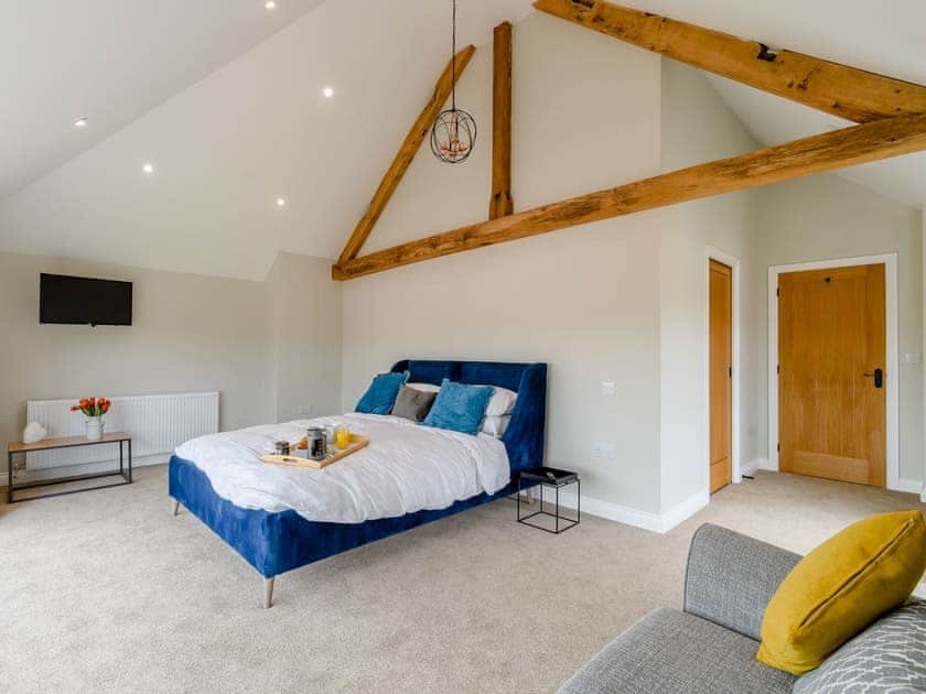 Double bedroom | Honies Farm Barns- The Vintage Store - Honies Farm Barns, East Stoke, near Newark