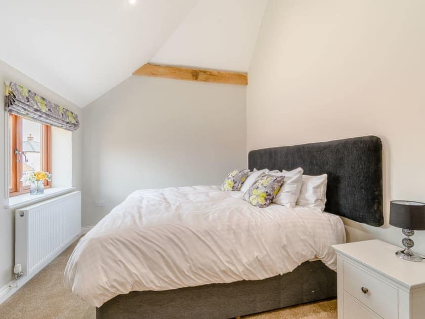 Double bedroom | Honies Farm Barns- The Vintage Store - Honies Farm Barns, East Stoke, near Newark