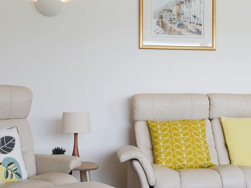 Living room | The Mews, Flat 2, Newcomen Road