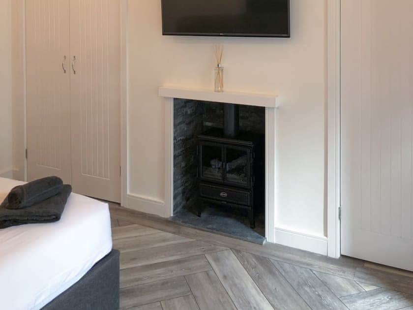 Studio | Whinacres Cottage @1894, Conwy Morfa