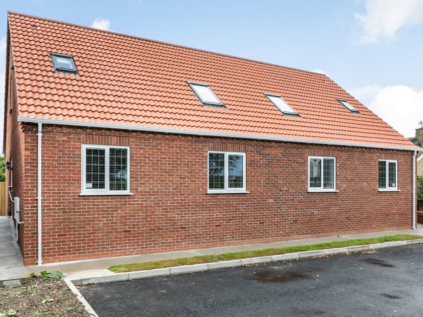 Exterior | 9 Dawson Park - Marian Avenue Properties, Mablethorpe