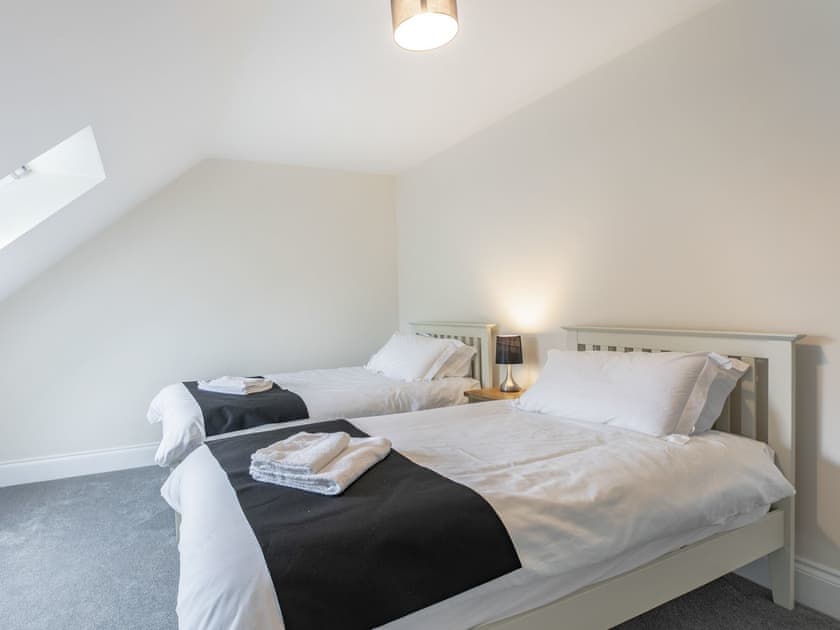 Twin bedroom | 10 Dawson Park - Marian Avenue Properties, Mablethorpe