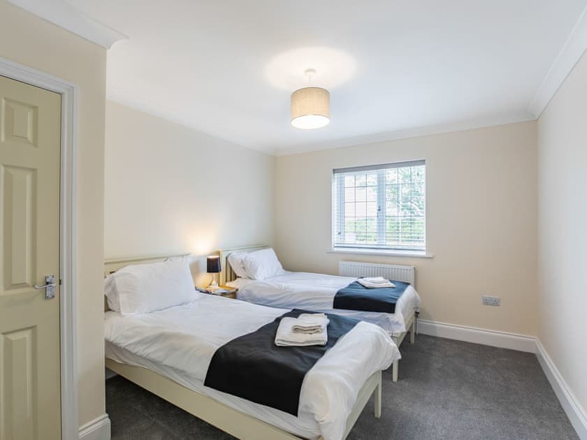 Twin bedroom | 10 Dawson Park - Marian Avenue Properties, Mablethorpe