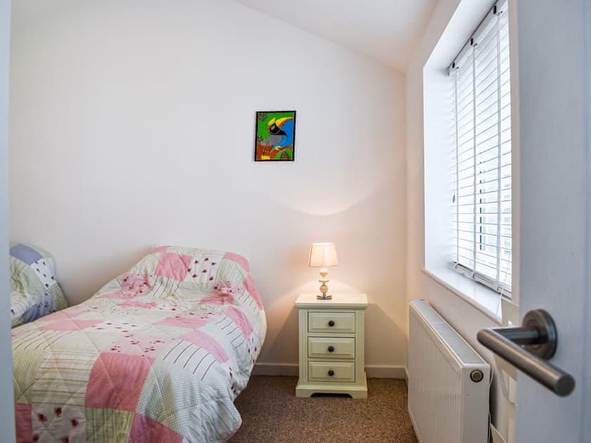 Twin bedroom | Ivy Cottage, Christchurch