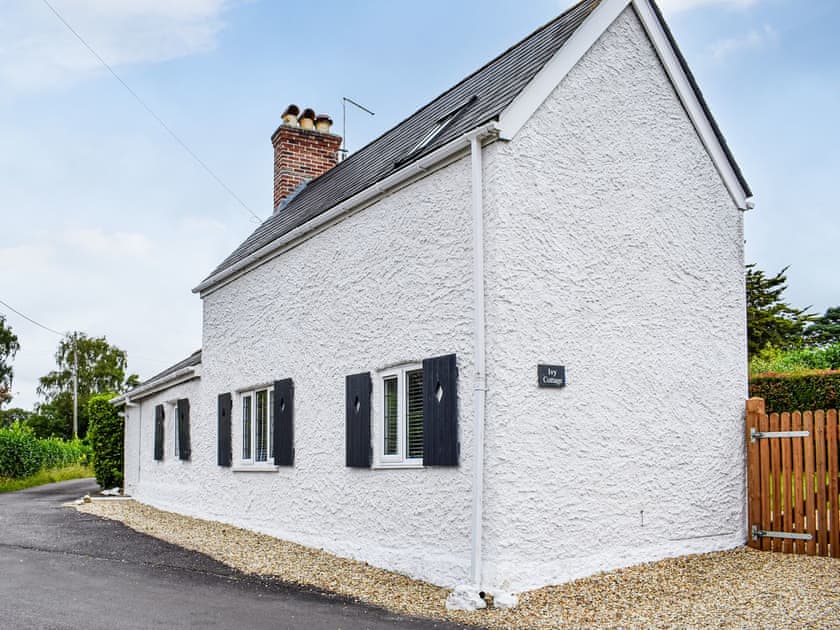 Exterior | Ivy Cottage, Christchurch