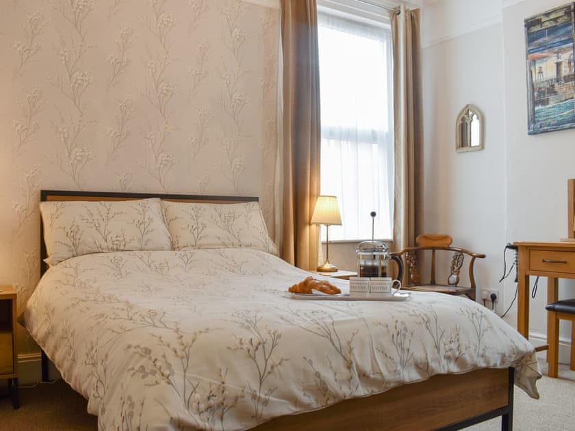 Double bedroom | Robin’s Rest, Whitby