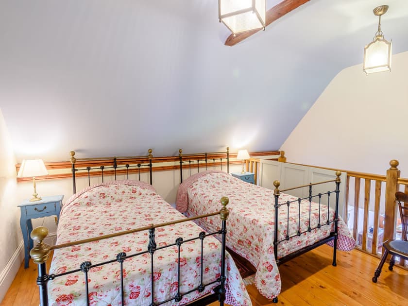 Twin bedroom | St Andrews Church, Panton