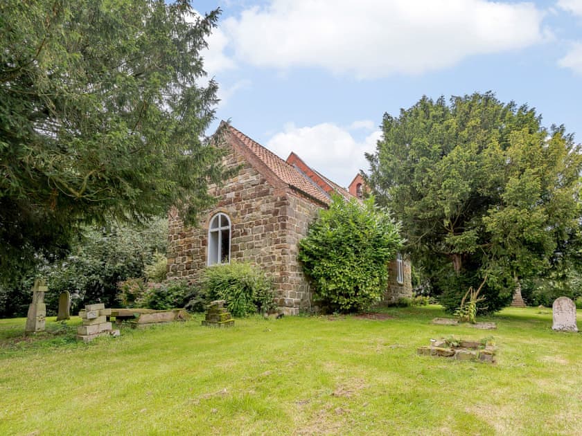 Exterior | St Andrews Church, Panton