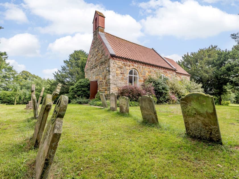 Exterior | St Andrews Church, Panton