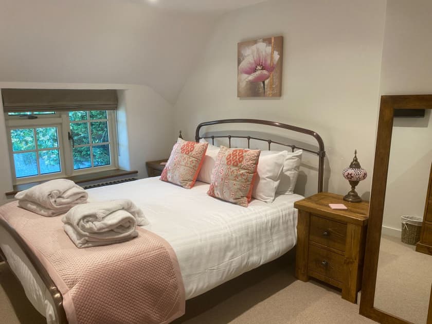 Double bedroom | Victory Cottage, Cottesmore