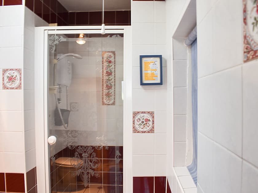 Shower room | Bryn Amlwg, Llanrwst