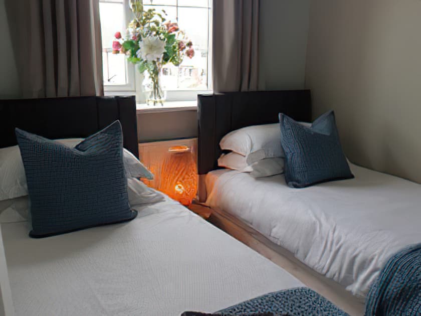 Twin bedroom | Harbour House, Amble