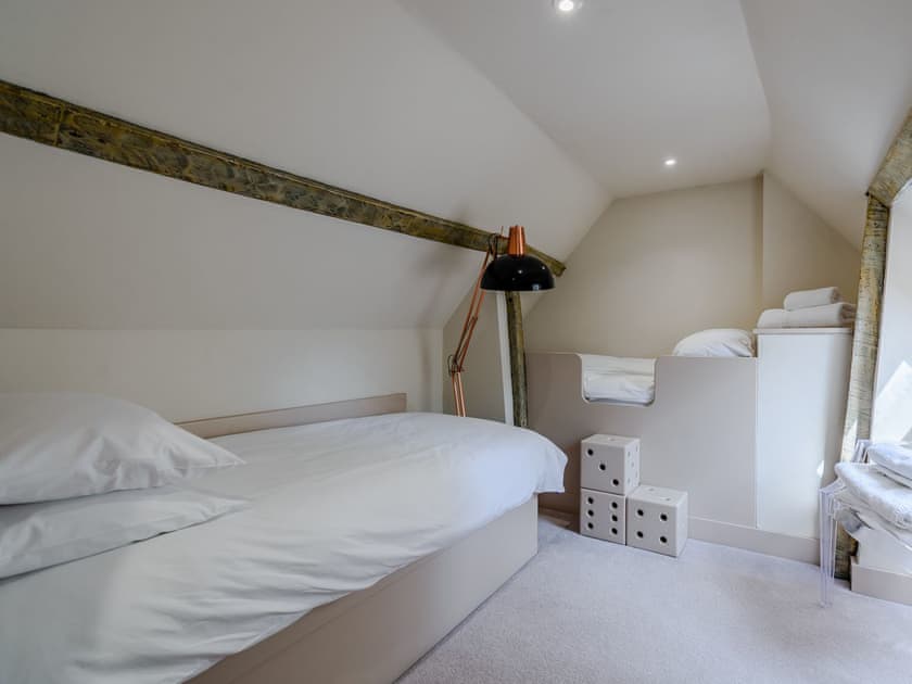 Bedroom | Furnace House - Furnace Cottages, Felbridge