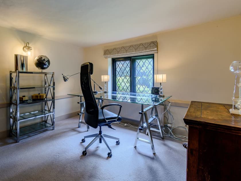 Study | Furnace House - Furnace Cottages, Felbridge