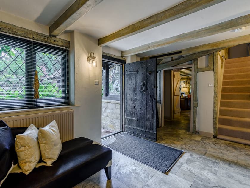 Hallway | Furnace House - Furnace Cottages, Felbridge