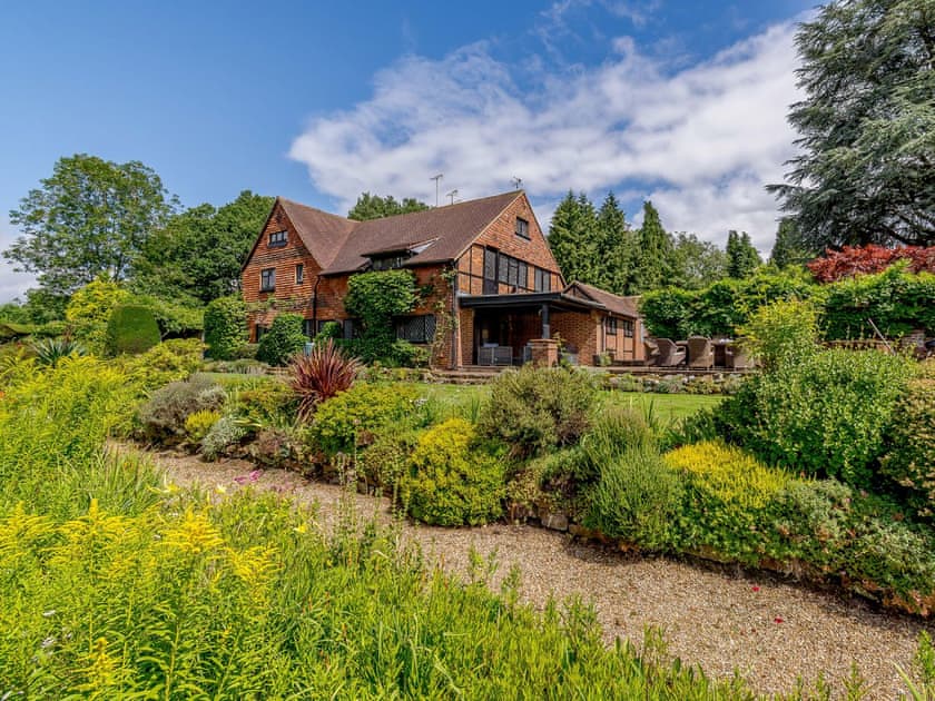 Exterior | Furnace House - Furnace Cottages, Felbridge