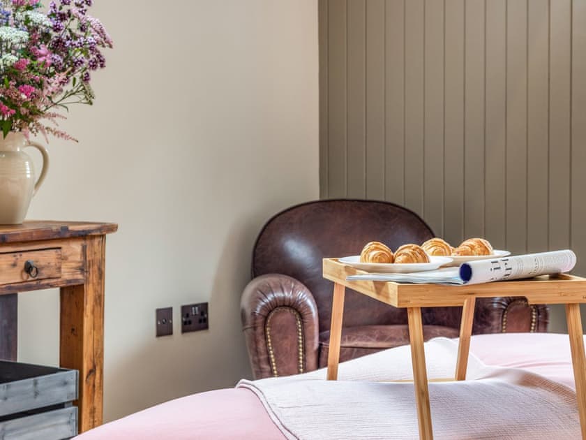 Double bedroom | The Granary - Dunira Cottages, Dunira, near Comrie