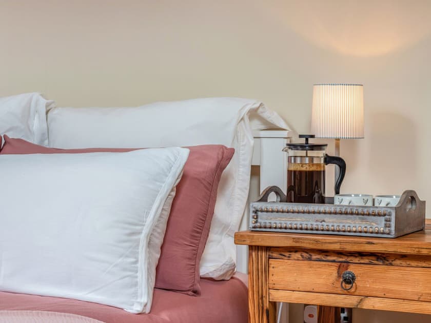 Double bedroom | The Granary - Dunira Cottages, Dunira, near Comrie