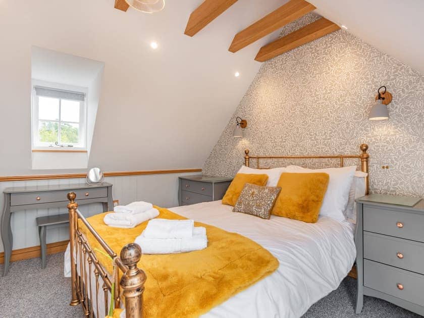 Double bedroom | Lucky’s Stable - The Osiers, Chichester