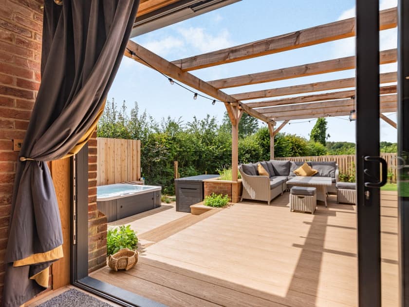 Decking | Lucky’s Stable - The Osiers, Chichester