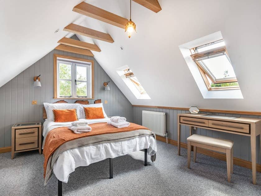 Double bedroom | The Osiers- Silhouette’s Stable - The Osiers, Chichester