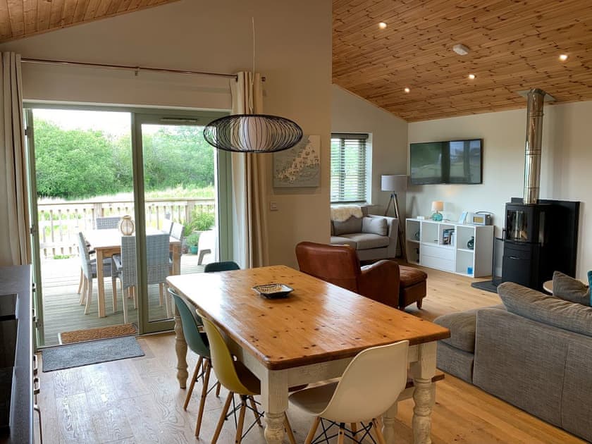 Dining Area | Meadowside Lodges- Peregrine Lodge - Meadowside Lodges, St Columb, near Padstow