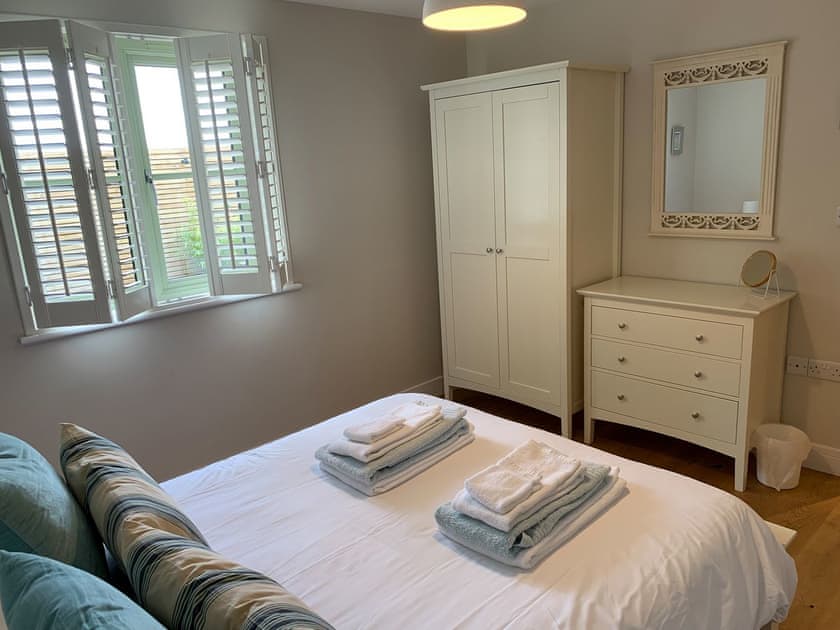 Double bedroom | Meadowside Lodges- Peregrine Lodge - Meadowside Lodges, St Columb, near Padstow