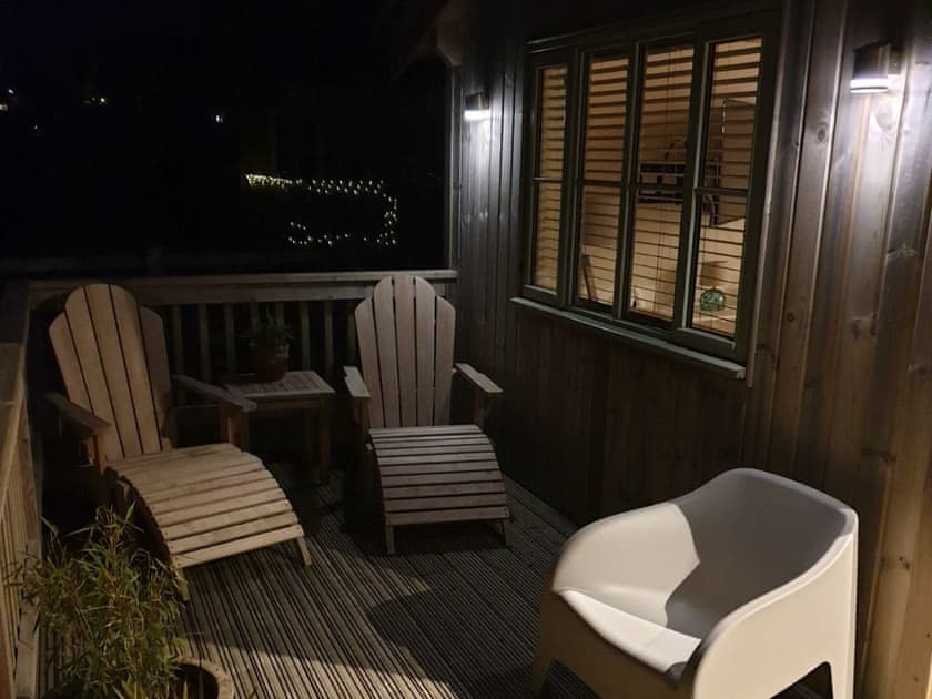 Solar-lit front deck | Meadowside Lodges- Peregrine Lodge - Meadowside Lodges, St Columb, near Padstow