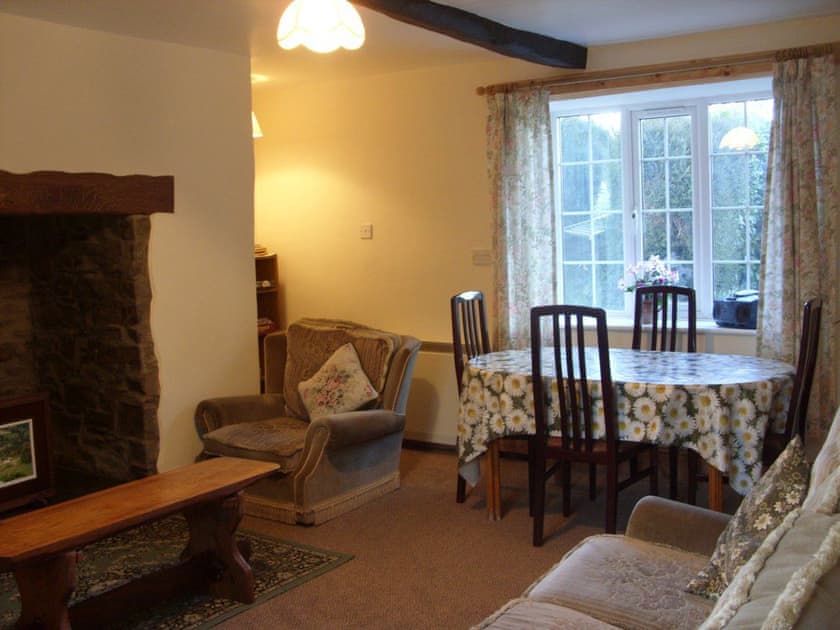 Living room/dining room | Daisy Cottage - East Hook Holiday Cottages, Okehampton