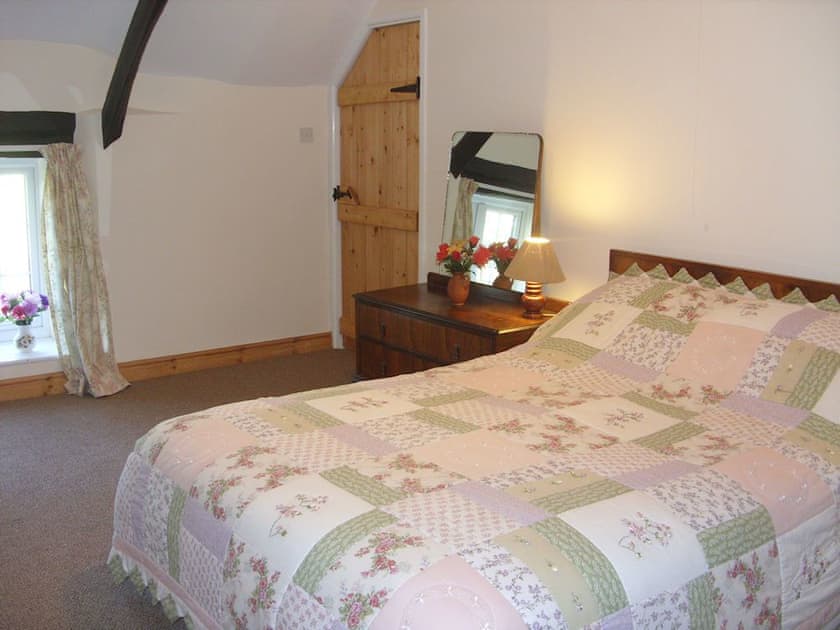 Double bedroom | Daisy Cottage - East Hook Holiday Cottages, Okehampton