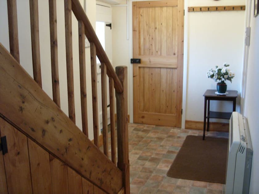 Hallway | Daisy Cottage - East Hook Holiday Cottages, Okehampton