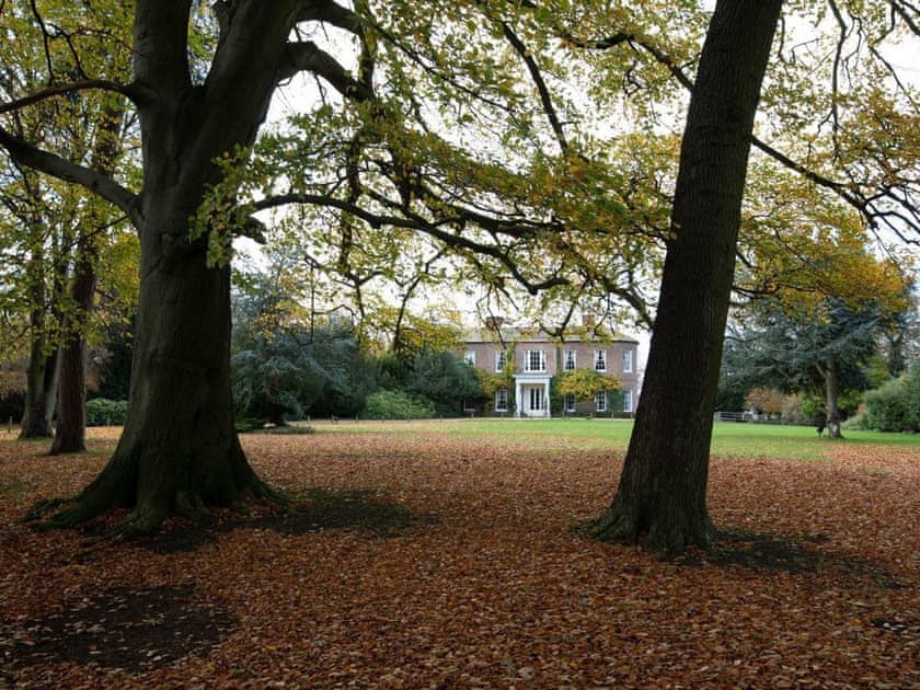 Garden and grounds | Walcot Hall, Alkborough, near Scunthorpe