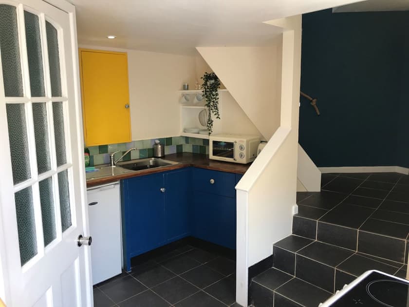 Barn kitchen | Church View Cottage and Barn, Hatherleigh, near Okehampton