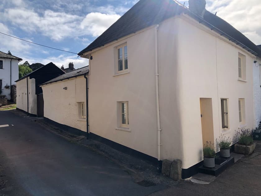 Barn exterior | Church View Cottage and Barn, Hatherleigh, near Okehampton