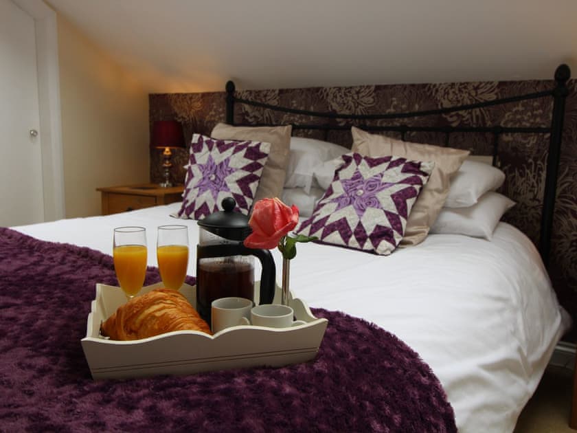 Attic double bedroom with en-suite | Fern Lea, Sleights, near Whitby