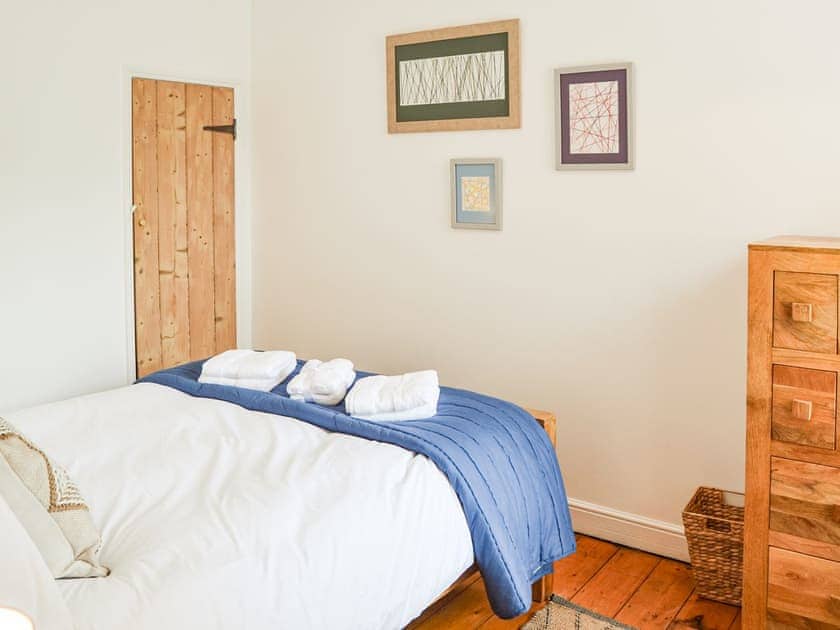 Double bedroom | Daisy Cottage, Sea Palling