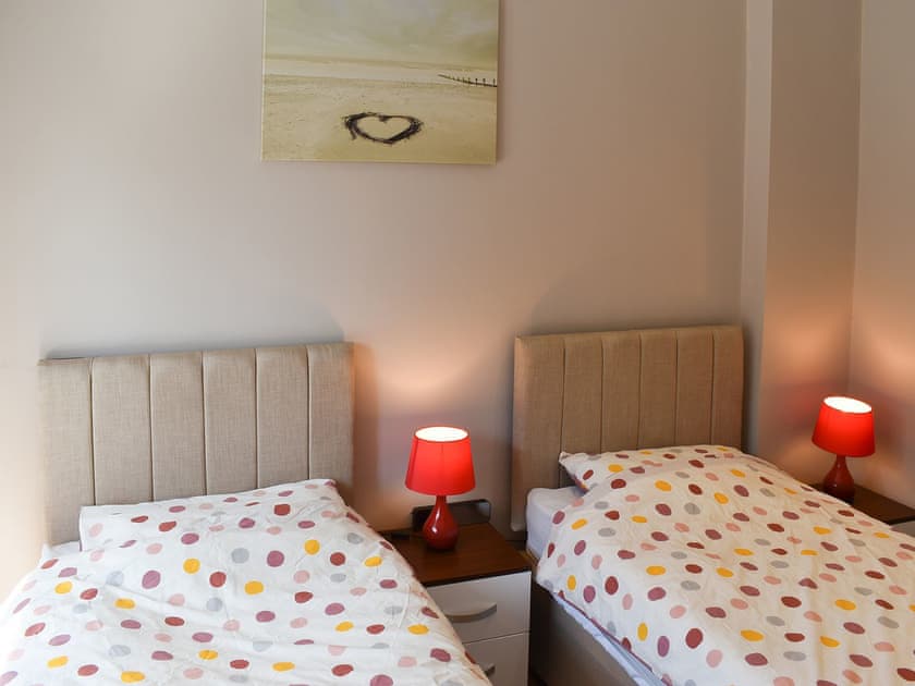 Twin bedroom | Beckside House, Dalton-in-Furness, near Ulverston