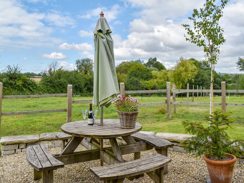 Sitting-out-area | Paddock View, Knole, near Langport.