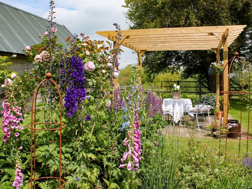 Garden and grounds | Paddock View, Knole, near Langport.